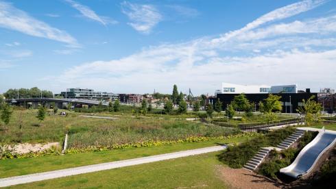 “In Kortrijk Weide werd met verschillende niveaus gewerkt” “In Kortrijk Weide werd met verschillende niveaus gewerkt”
