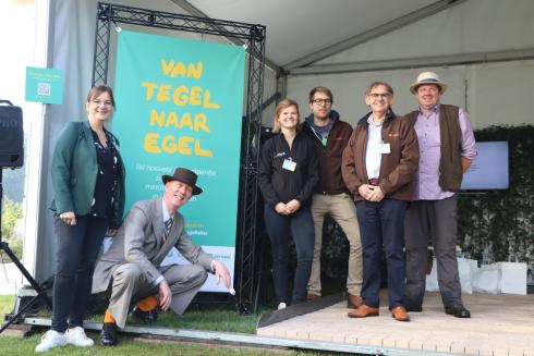 Van tegel naar egel Van tegel naar egel