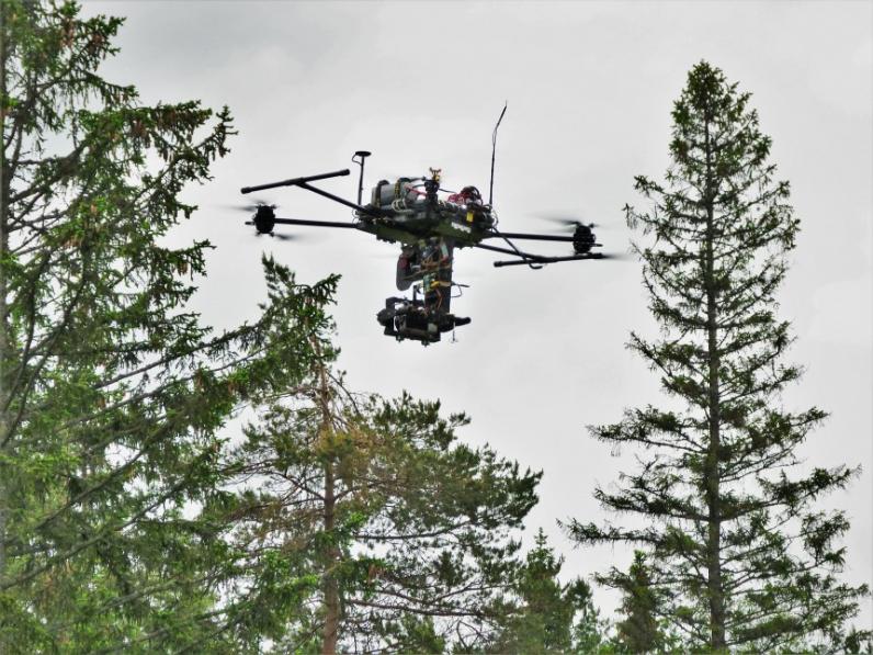 Enquête Drones in de boomverzorging