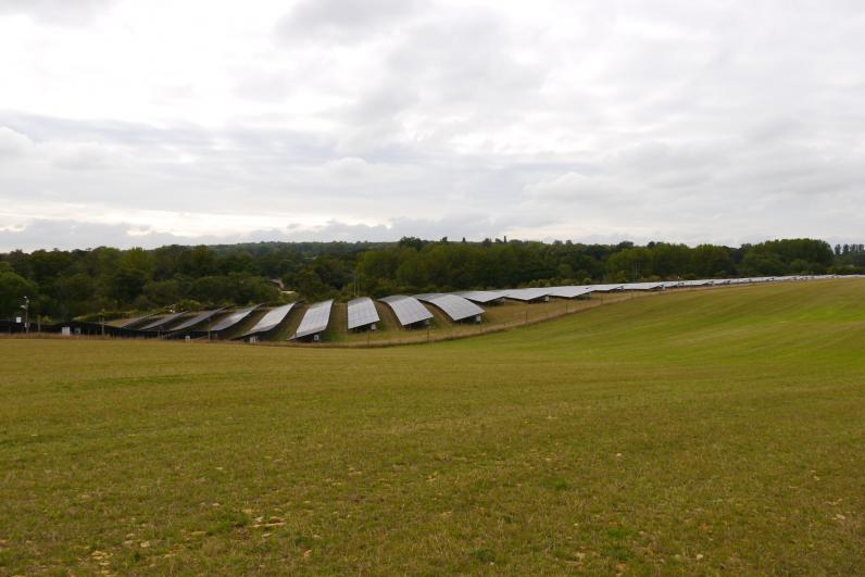 ‘Zonneparken moeten passen in het landschap’