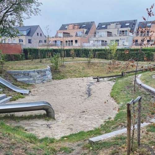 Natuurlijke speelzone Hof d'Intere in Lille