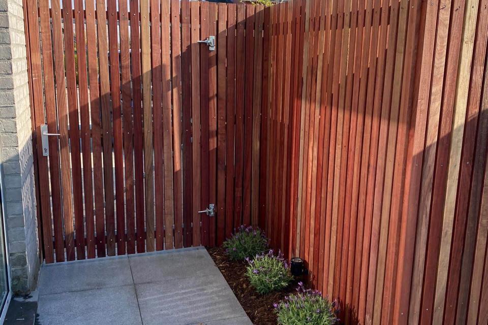 Tuinpoort met schutting 