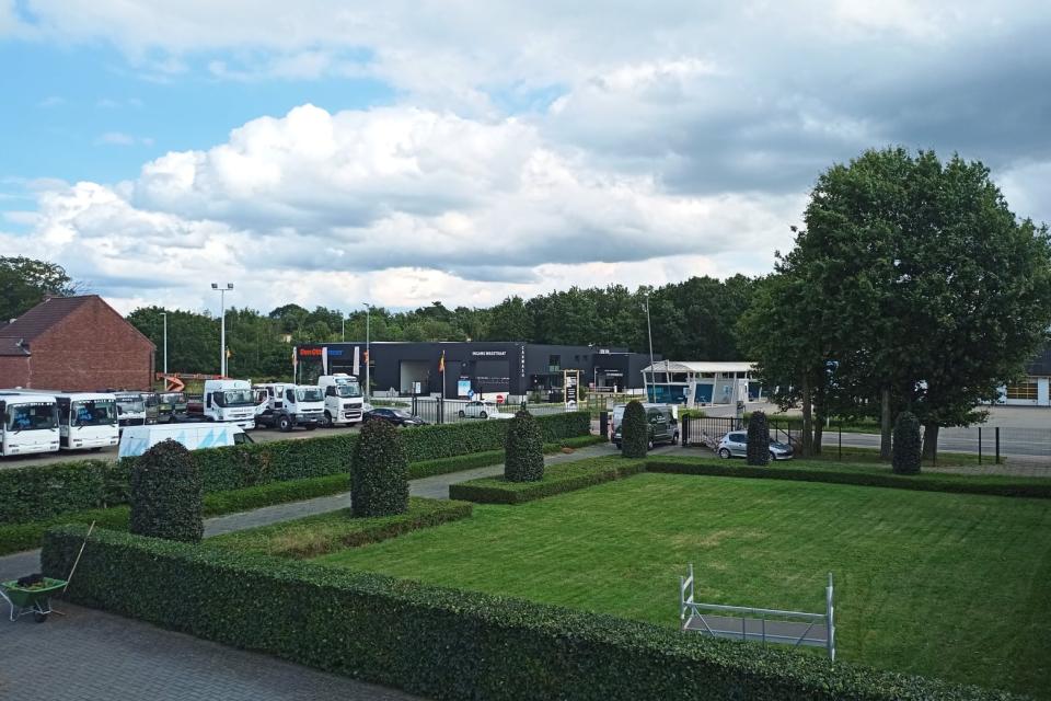 Snoeiwerken industrieterrein