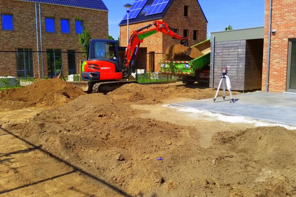 Aanleg voor- en achtertuin