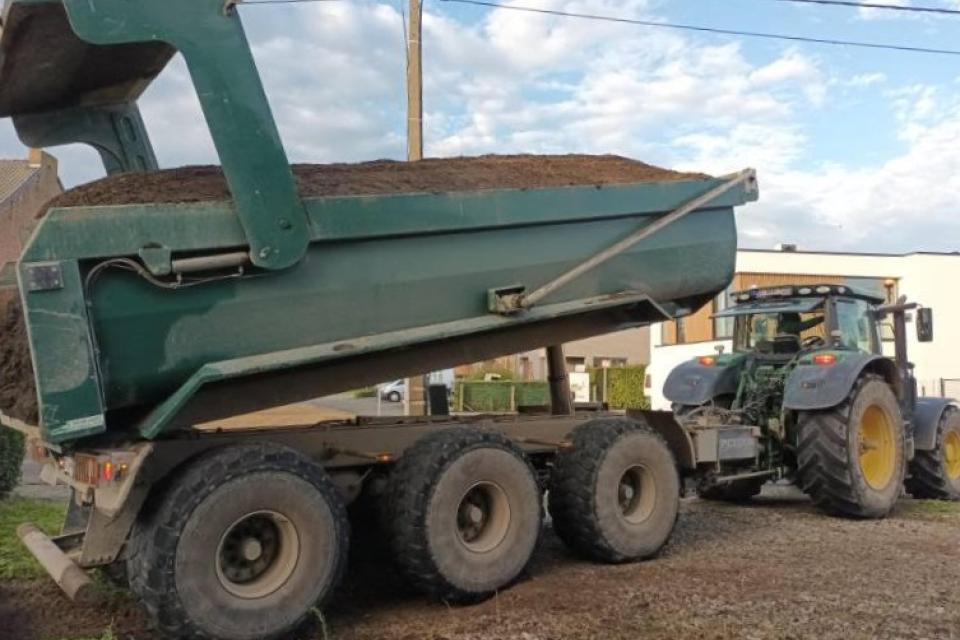 Compost leveren en inwerken