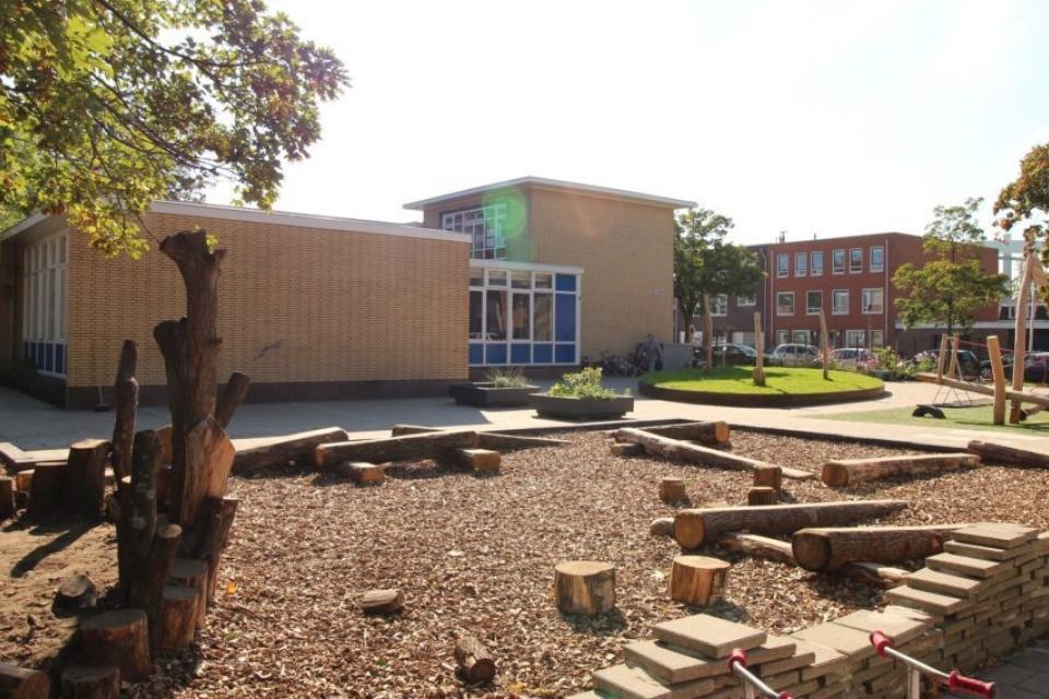 Groen schoolplein bevordert welzijn en goed gedrag van kinderen